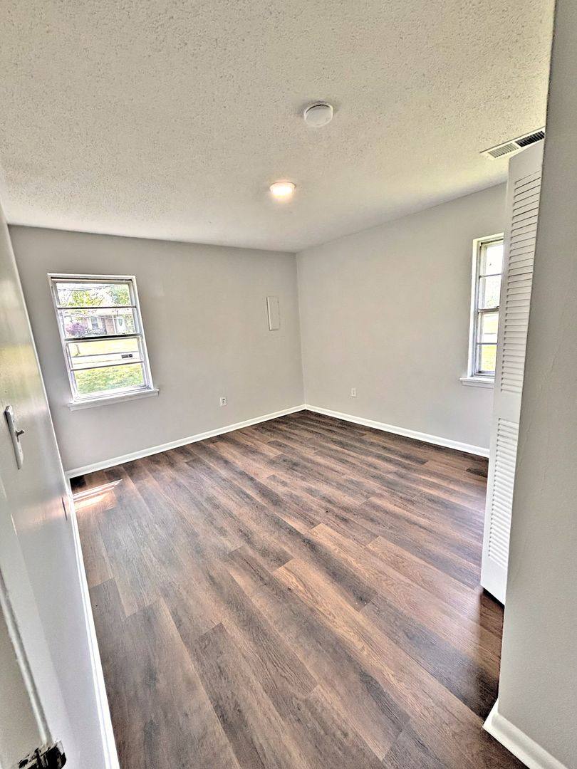 House for rent at 102 Elm Court NE, Decatur, AL 35601