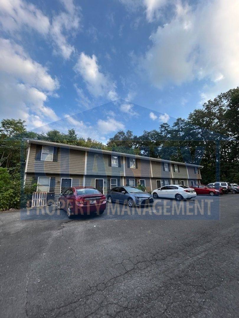 Townhouse for rent at 3009 Adkisson Dr, Cleveland, TN 37312