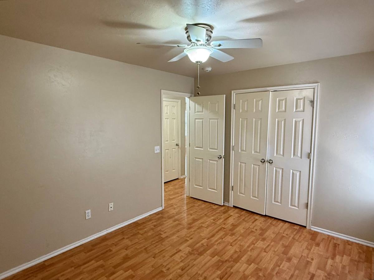 House for rent at 800 Blake Court, Edmond, OK 73003