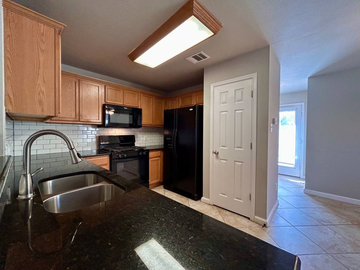 Townhouse for rent at 17920 Kenai Fjords Dr, Pflugerville, TX 78660