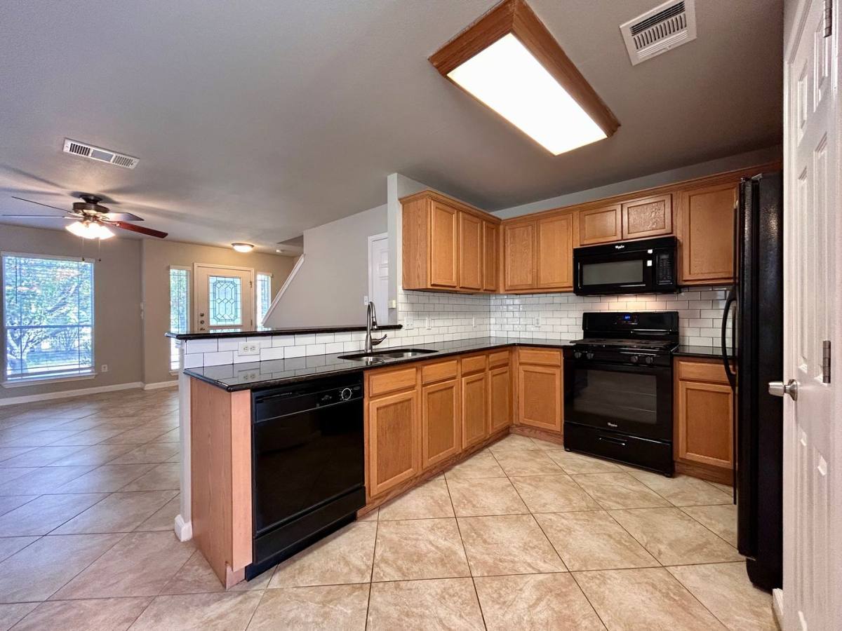Townhouse for rent at 17920 Kenai Fjords Dr, Pflugerville, TX 78660