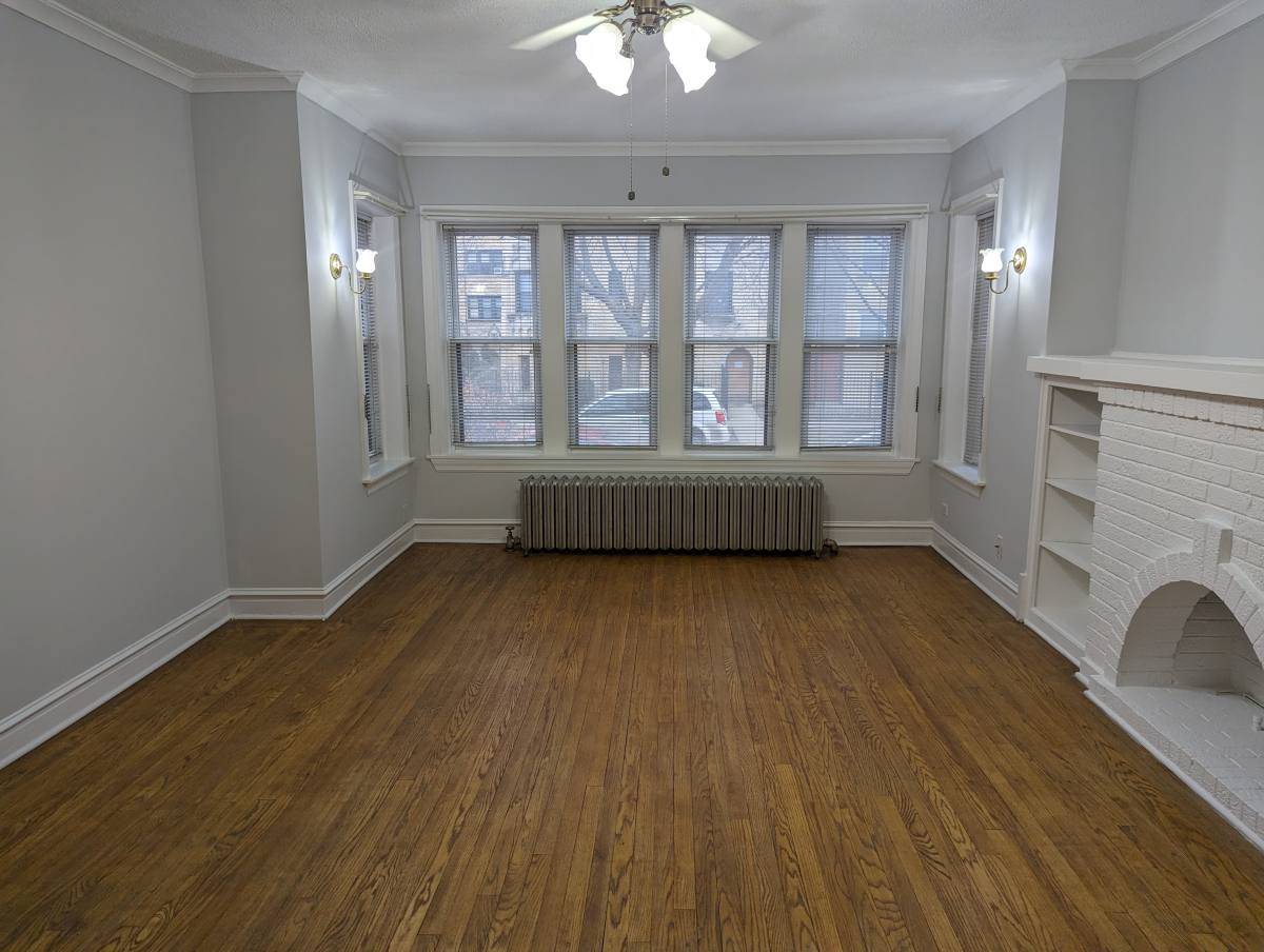 Apartment for rent at 5650 N Spaulding #2, Chicago, IL 60659