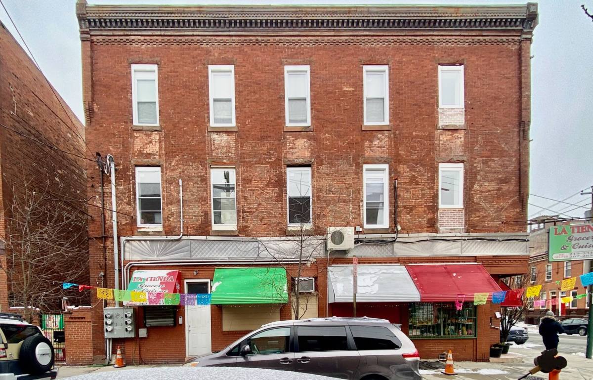 Apartment for rent at 1247 Snyder Ave, Philadelphia, PA 19148