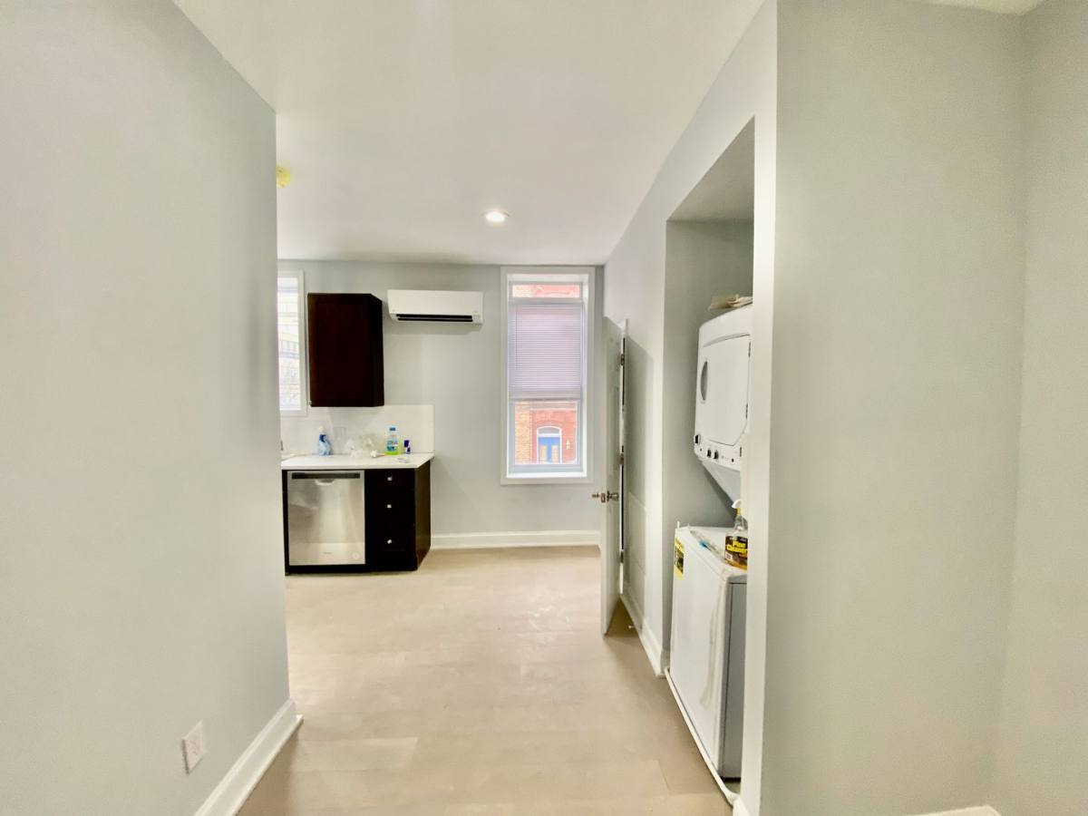 Apartment for rent at 1247 Snyder Ave, Philadelphia, PA 19148