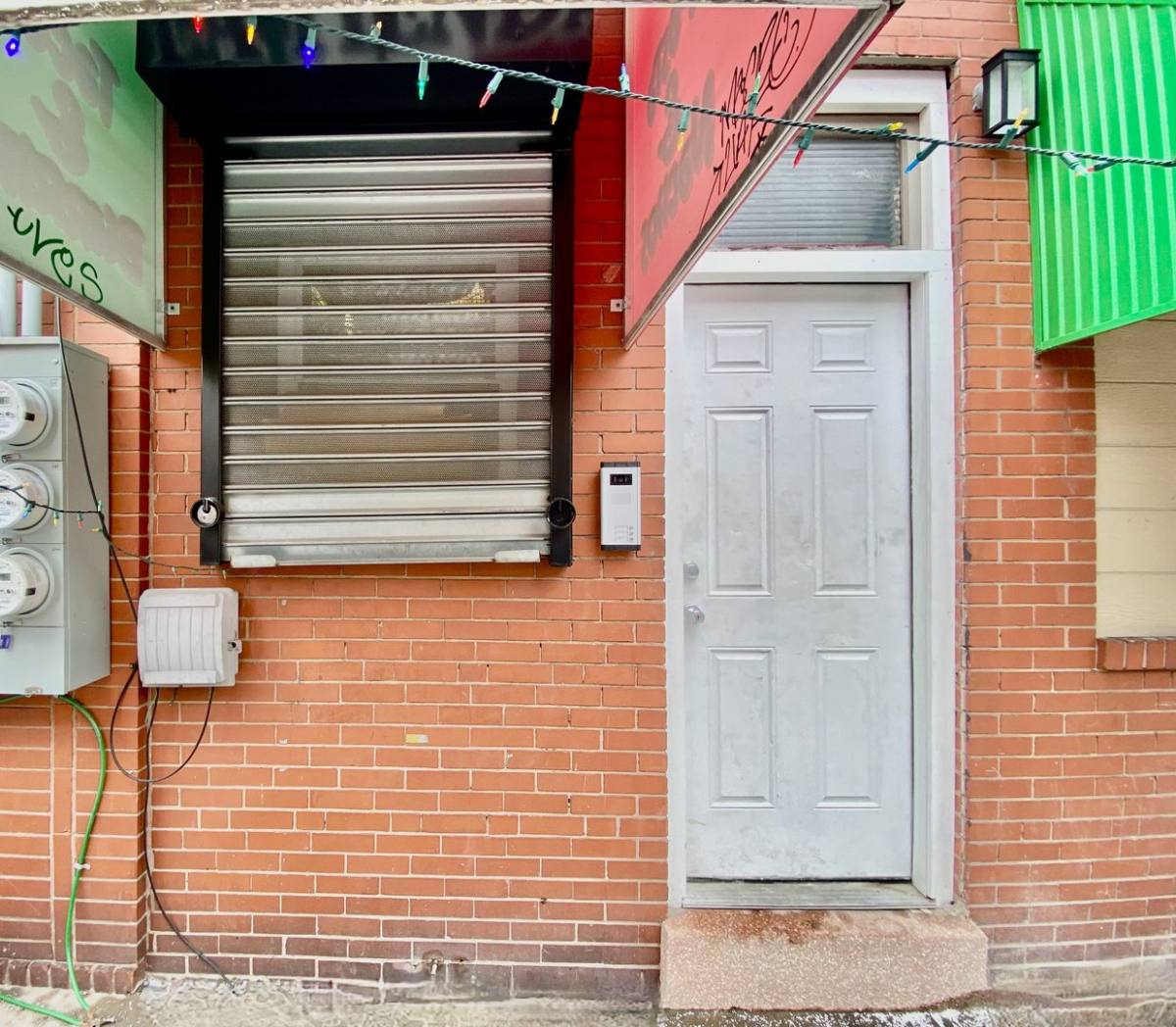 Apartment for rent at 1247 Snyder Ave, Philadelphia, PA 19148