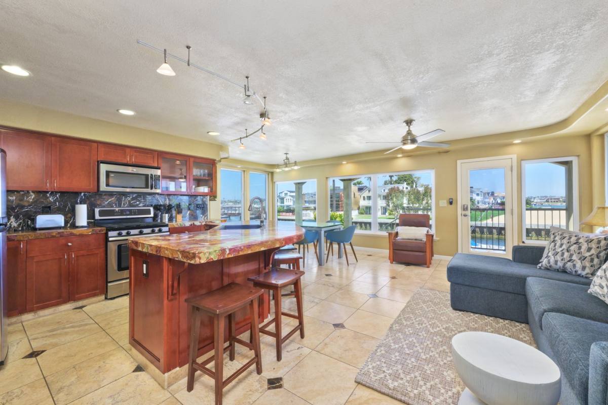 Apartment for rent at 111 E Edgewater Ave, Newport Beach, CA 92661