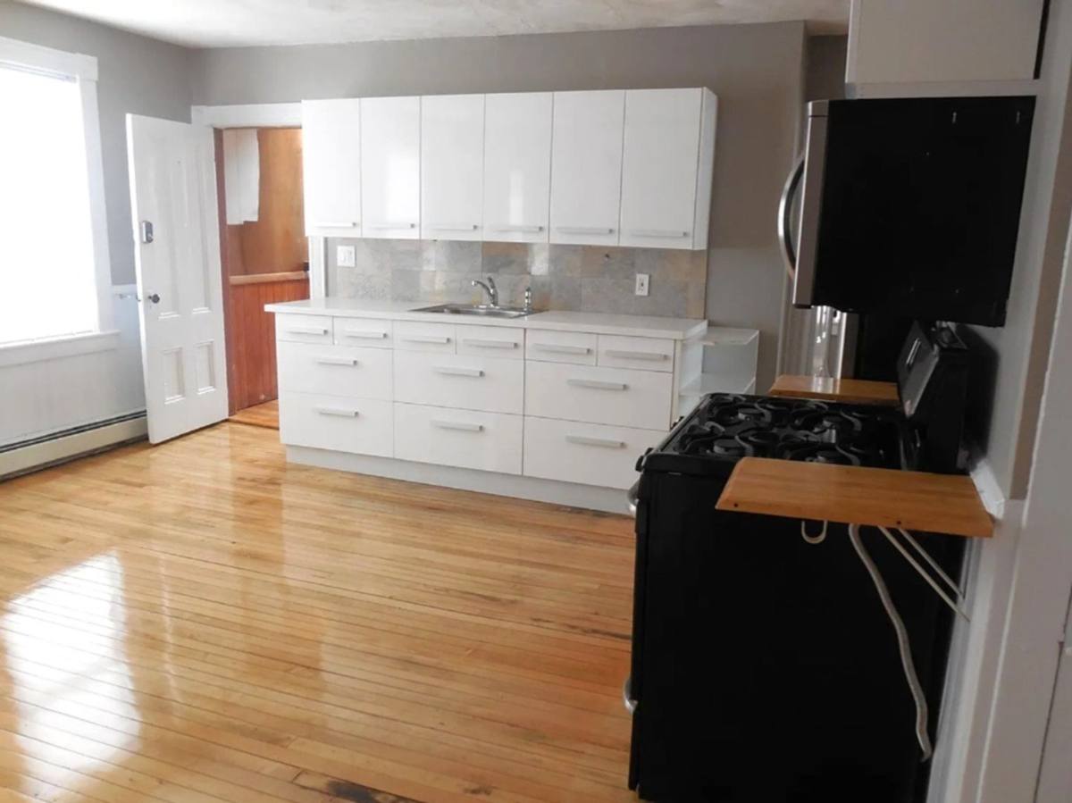 Apartment for rent at 103 Tell St, Providence, RI 02909