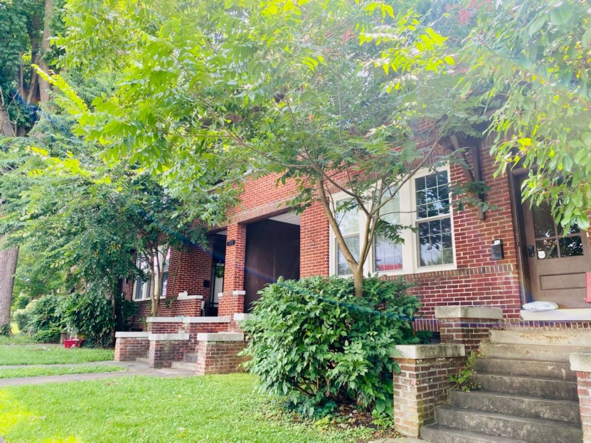 Apartment for rent at 111 W Unaka Ave, Johnson City, TN 37604
