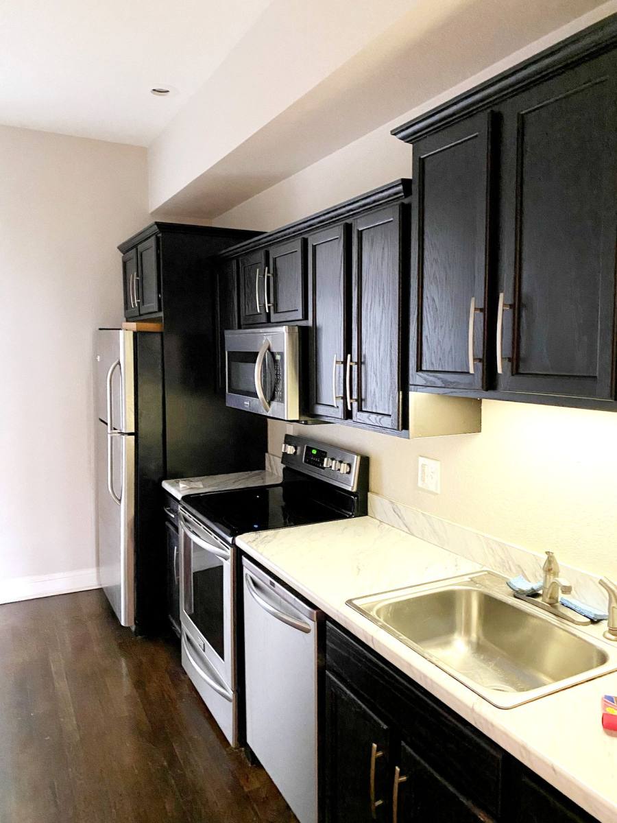 Apartment for rent at 111 W Unaka Ave, Johnson City, TN 37604
