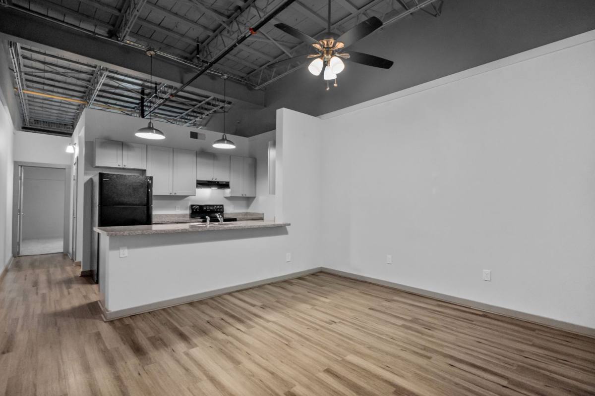 Apartment for rent at 612 W Texas Ave, Baytown, TX 77520