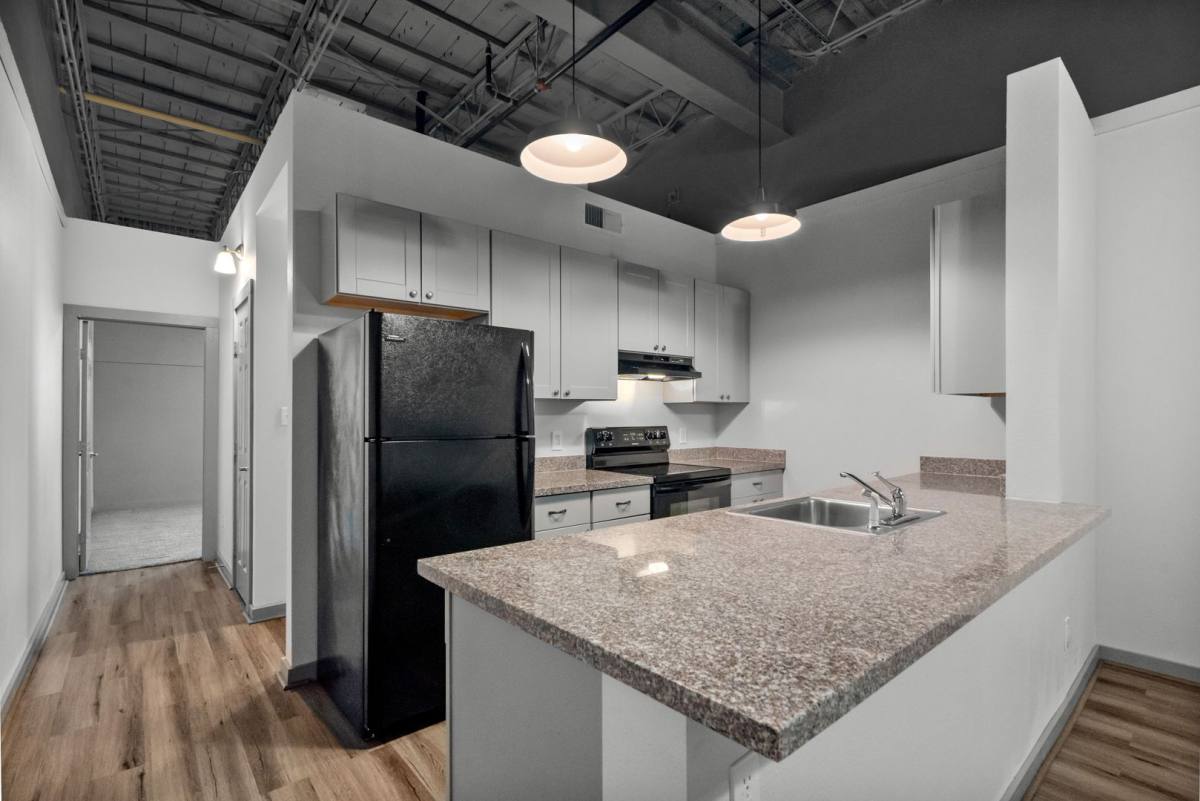 Apartment for rent at 612 W Texas Ave, Baytown, TX 77520