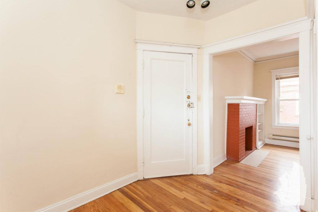 Apartment for rent at 4423 N Wolcott #A3, Chicago, IL 60640