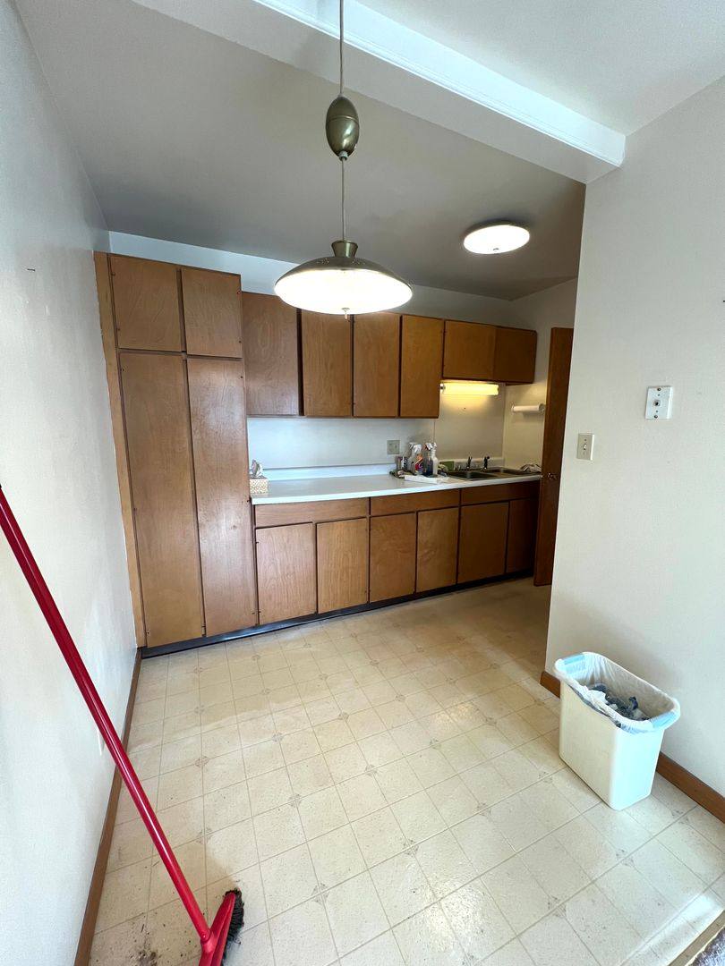 Apartment for rent at 1501 E 1st St, Duluth, MN 55812