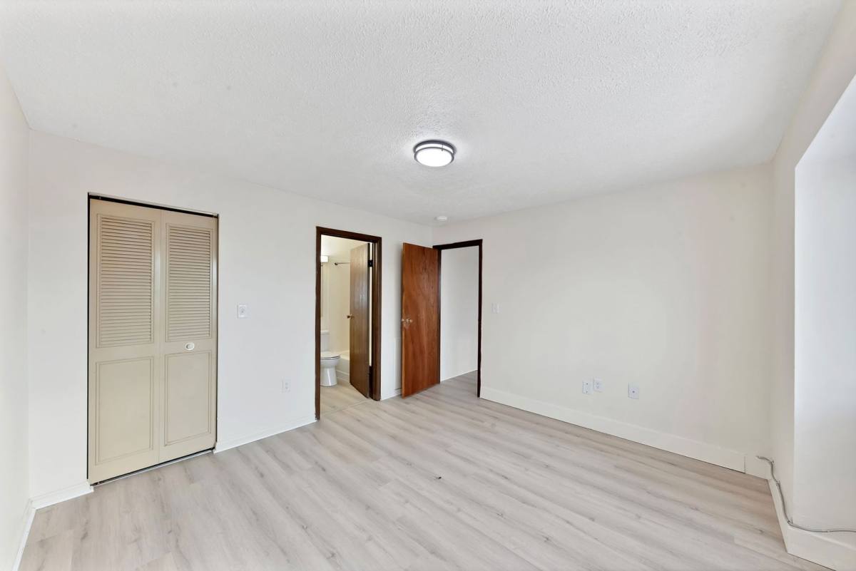 Apartment for rent at 192 Pennsylvania Ave, Rochester, PA 15074
