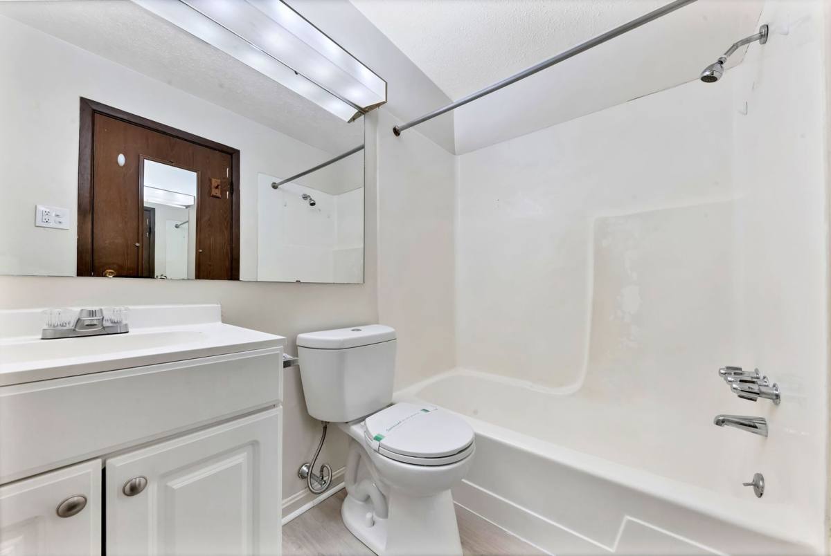 Apartment for rent at 192 Pennsylvania Ave, Rochester, PA 15074