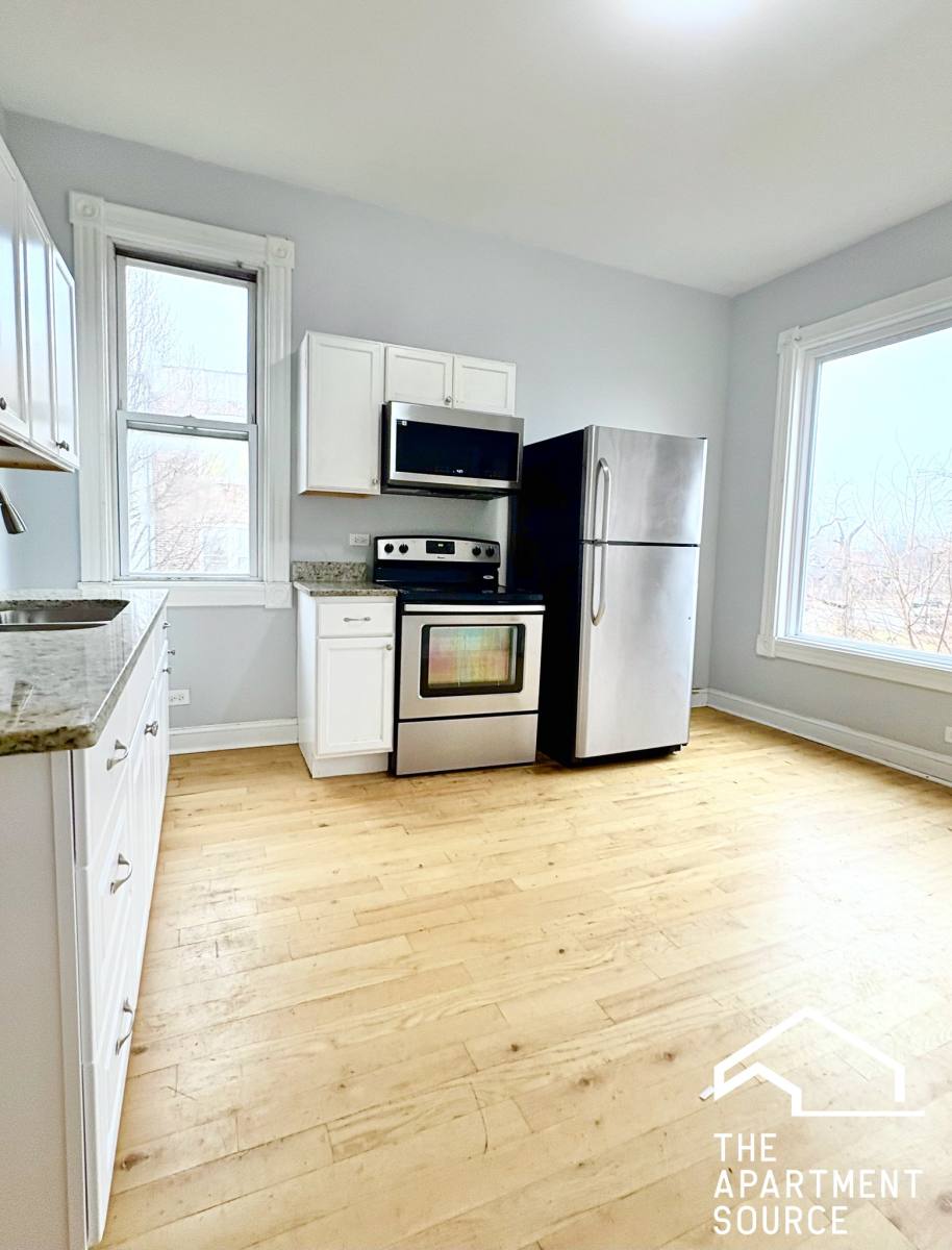 Apartment for rent at 208 N Kolin #3, Chicago, IL 60624