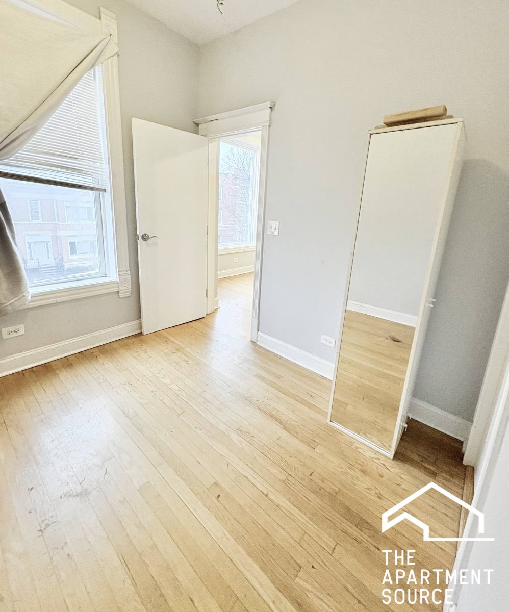 Apartment for rent at 208 N Kolin #3, Chicago, IL 60624