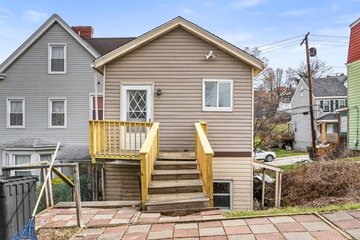 Apartment for rent at 70 Bigelow St #2, Pittsburgh, PA 15207