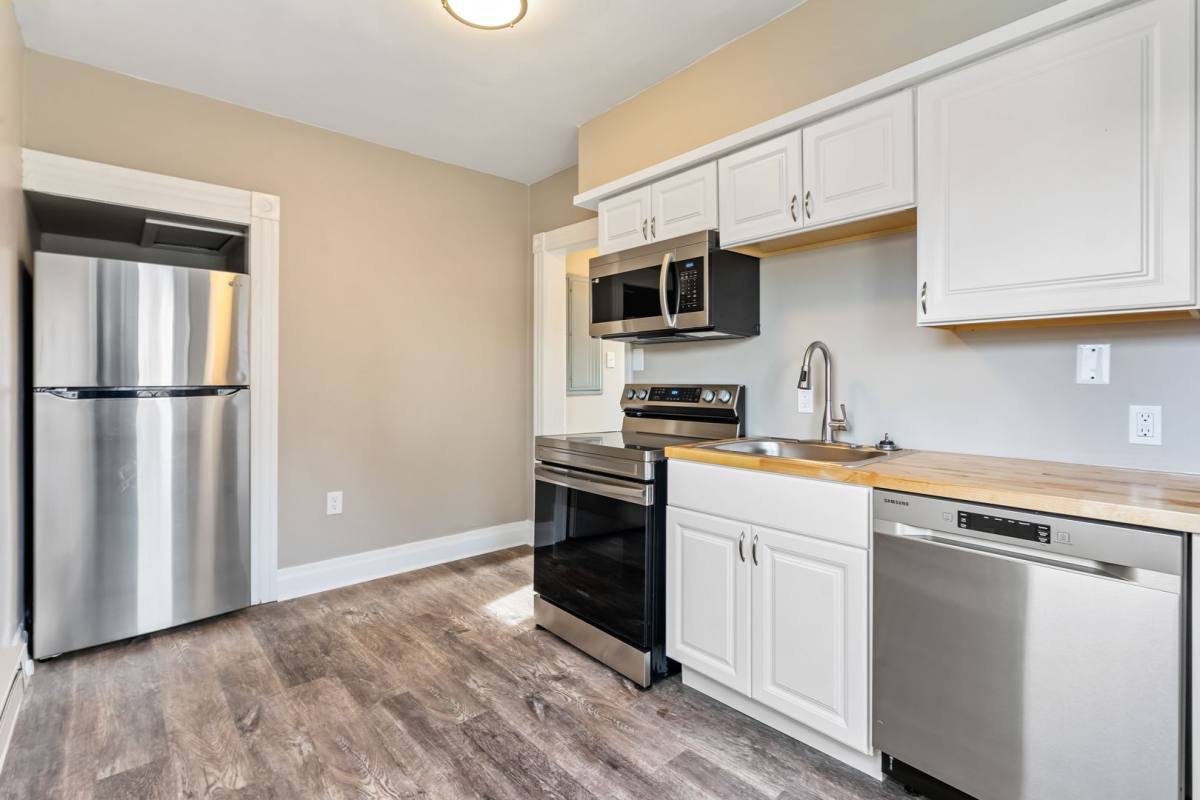 Apartment for rent at 70 Bigelow St #2, Pittsburgh, PA 15207
