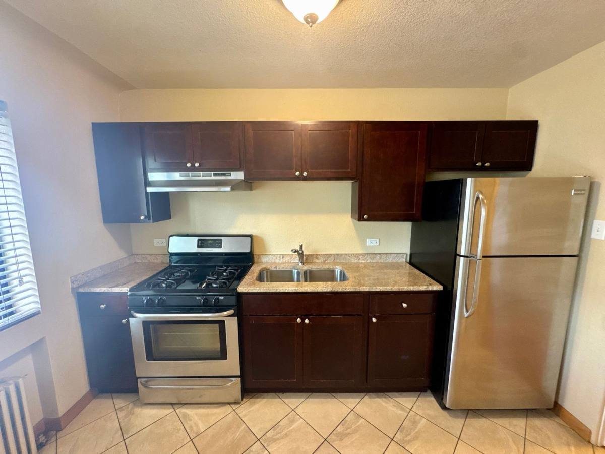 Apartment for rent at 1410 Poplar St, Denver, CO 80220