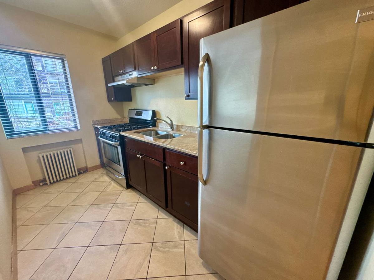 Apartment for rent at 1410 Poplar St, Denver, CO 80220