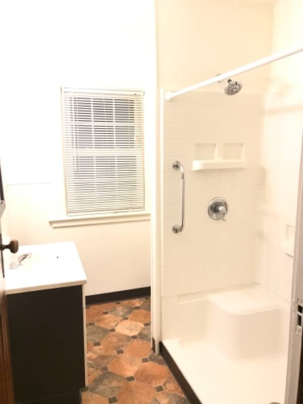 Apartment for rent at 1046 Liberty St, Franklin, PA 16323