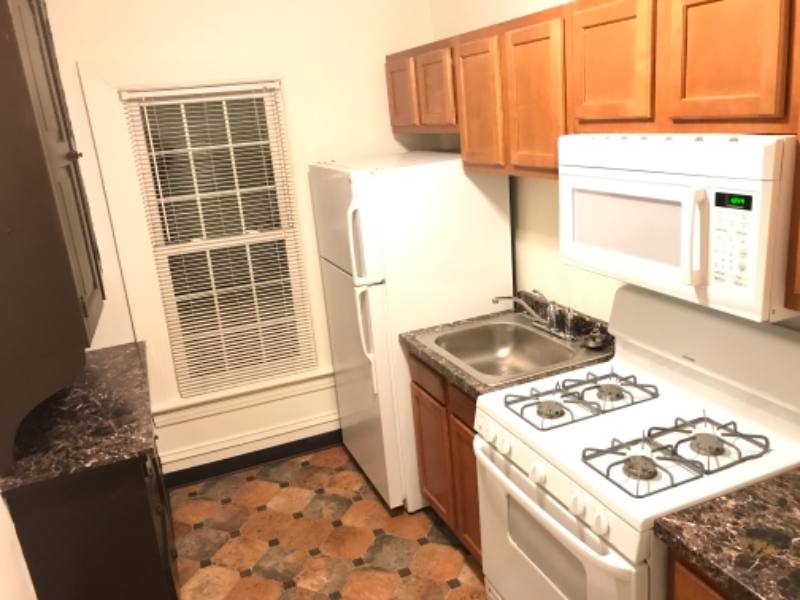Apartment for rent at 1046 Liberty St, Franklin, PA 16323