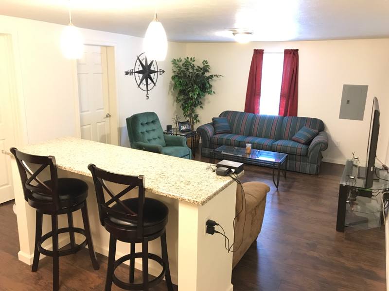 Apartment for rent at 102 Gilfillan St, Franklin, PA 16323