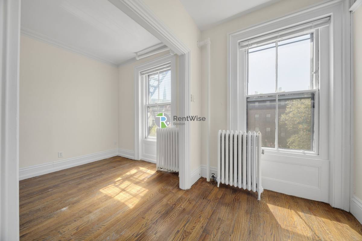 Apartment for rent at 92 Charles St #33, Boston, MA 02114