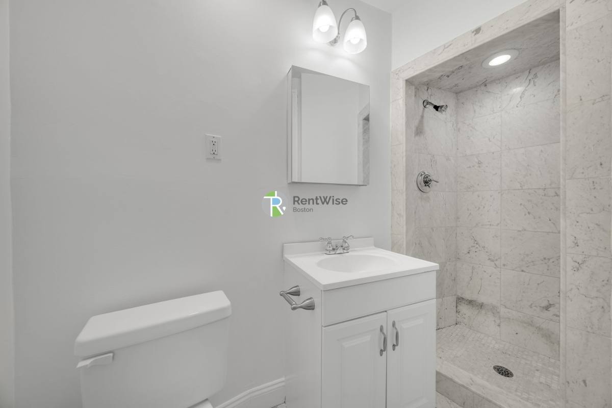 Apartment for rent at 92 Charles St #33, Boston, MA 02114