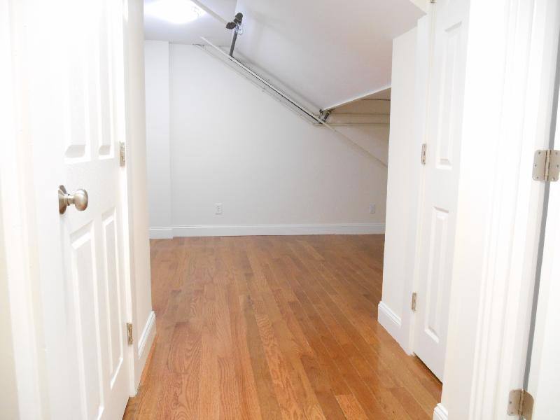 Townhouse for rent at 42 Strathmore #D, Brighton, MA 02135