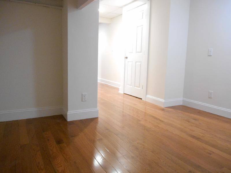 Townhouse for rent at 42 Strathmore #D, Brighton, MA 02135