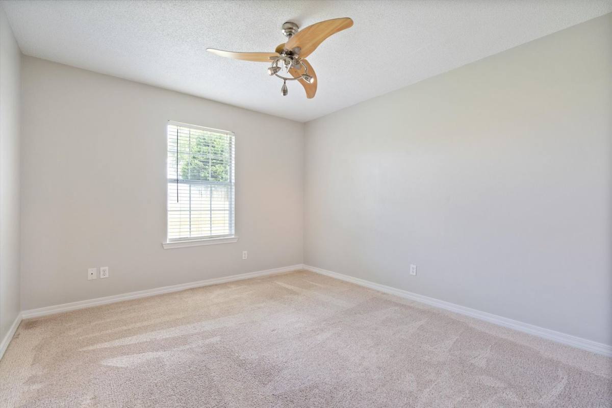 House for rent at 19675 O'Grady Ave, Robertsdale, AL 36567