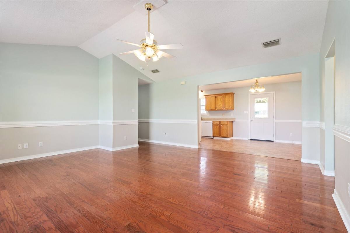 House for rent at 19675 O'Grady Ave, Robertsdale, AL 36567
