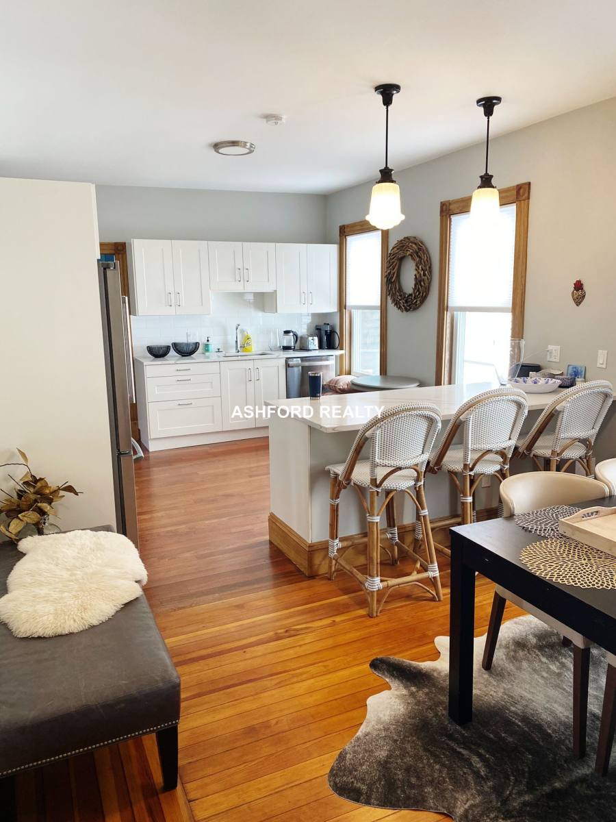 House for rent at 64 Dartmouth #1, Belmont, MA 02478