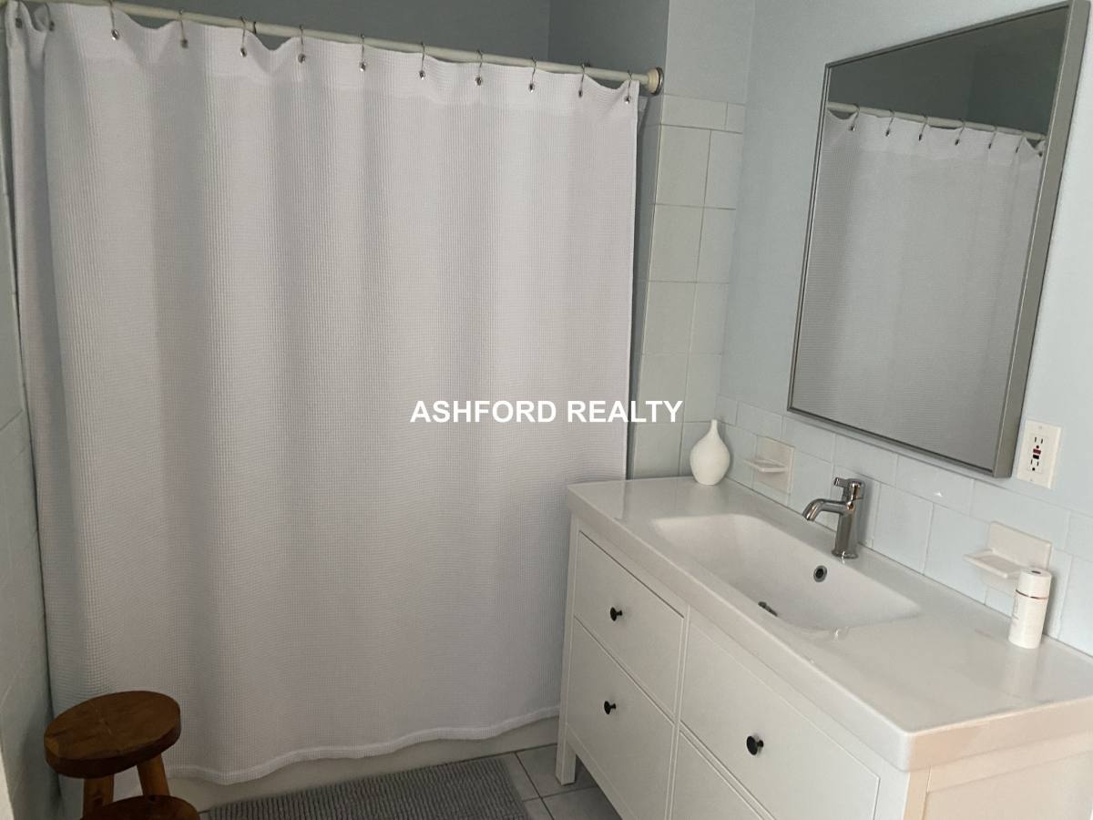 House for rent at 64 Dartmouth #1, Belmont, MA 02478