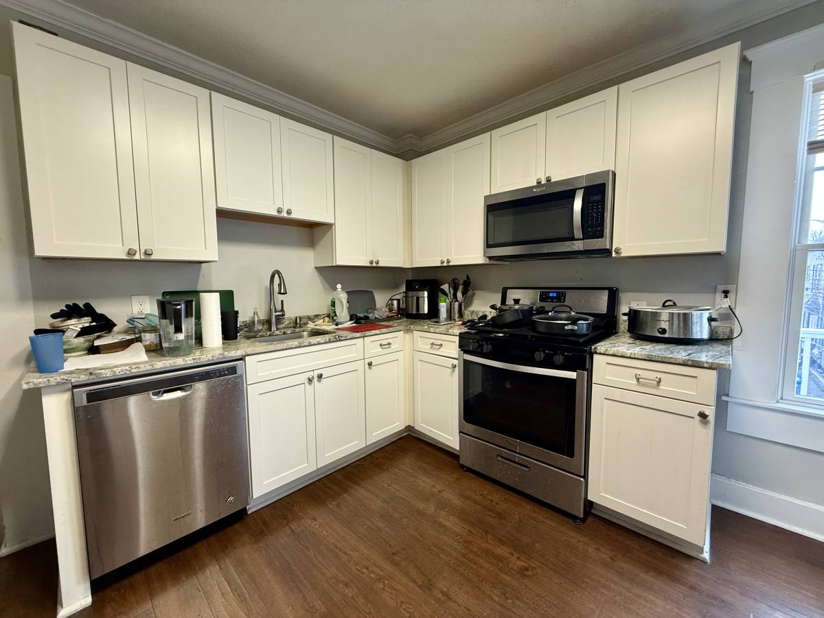 Apartment for rent at 662 Moody St #2, Waltham, MA 02453