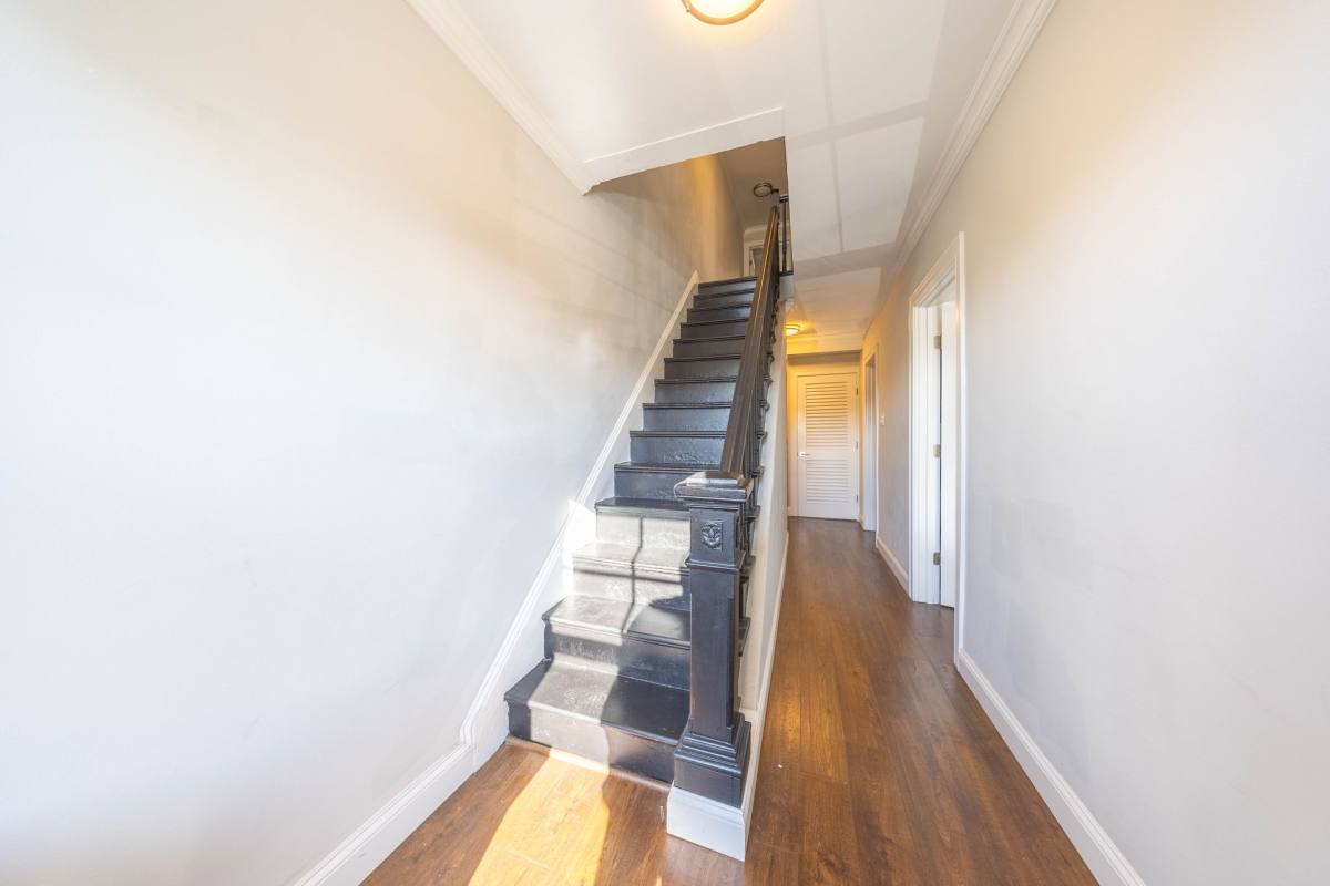Apartment for rent at 662 Moody St #2, Waltham, MA 02453