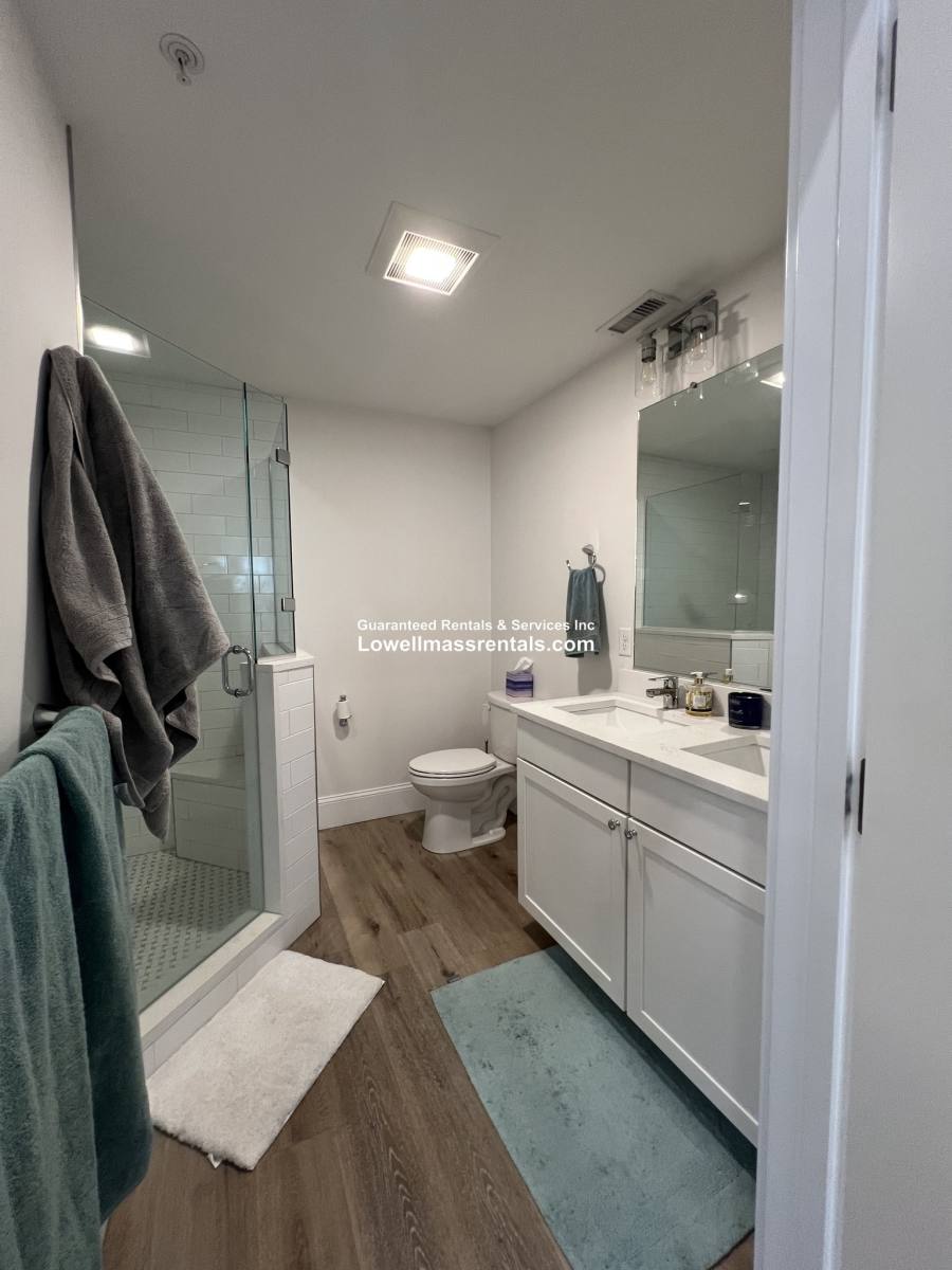 Apartment for rent at 353 Pawtucket St #201, Lowell, MA 01854