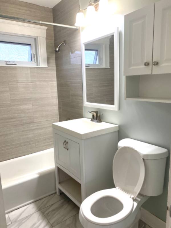 Apartment for rent at 347 Vermont St #2B, West Roxbury, MA 02132