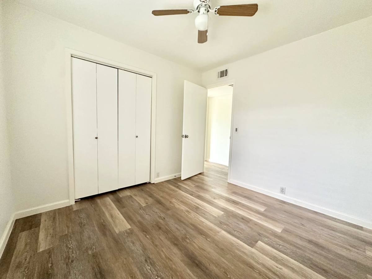 Apartment for rent at 4933 Curzon Ave, Fort Worth, TX 76107