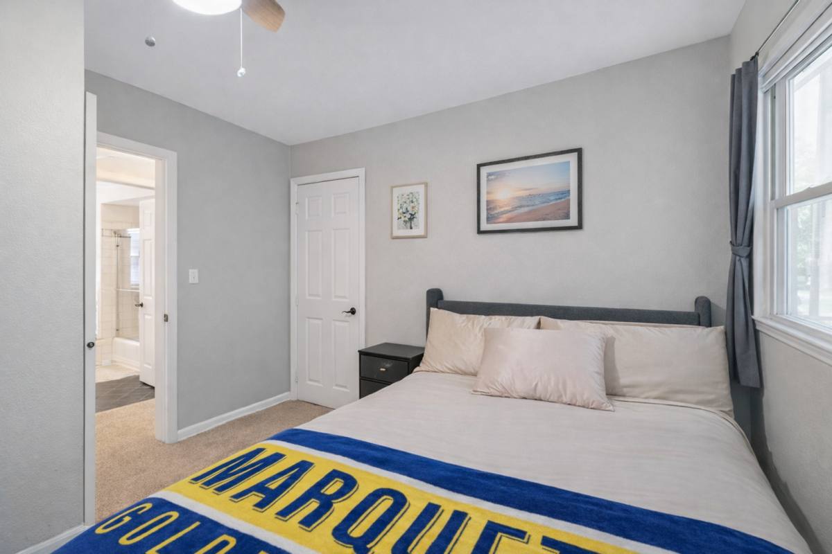 Apartment for rent at 1679 N Cass St, Milwaukee, WI 53202