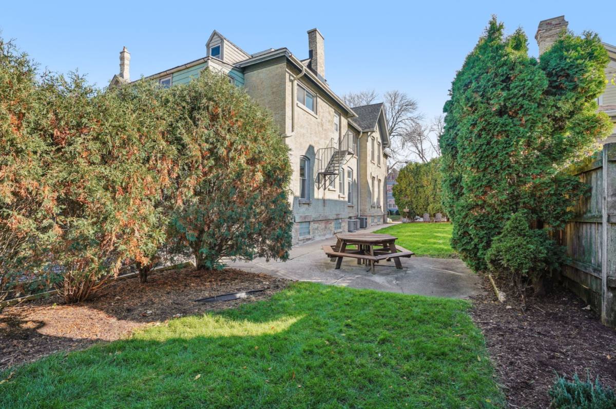 Apartment for rent at 1679 N Cass St, Milwaukee, WI 53202