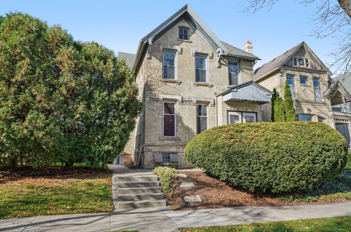 Apartment for rent at 1679 N Cass St, Milwaukee, WI 53202