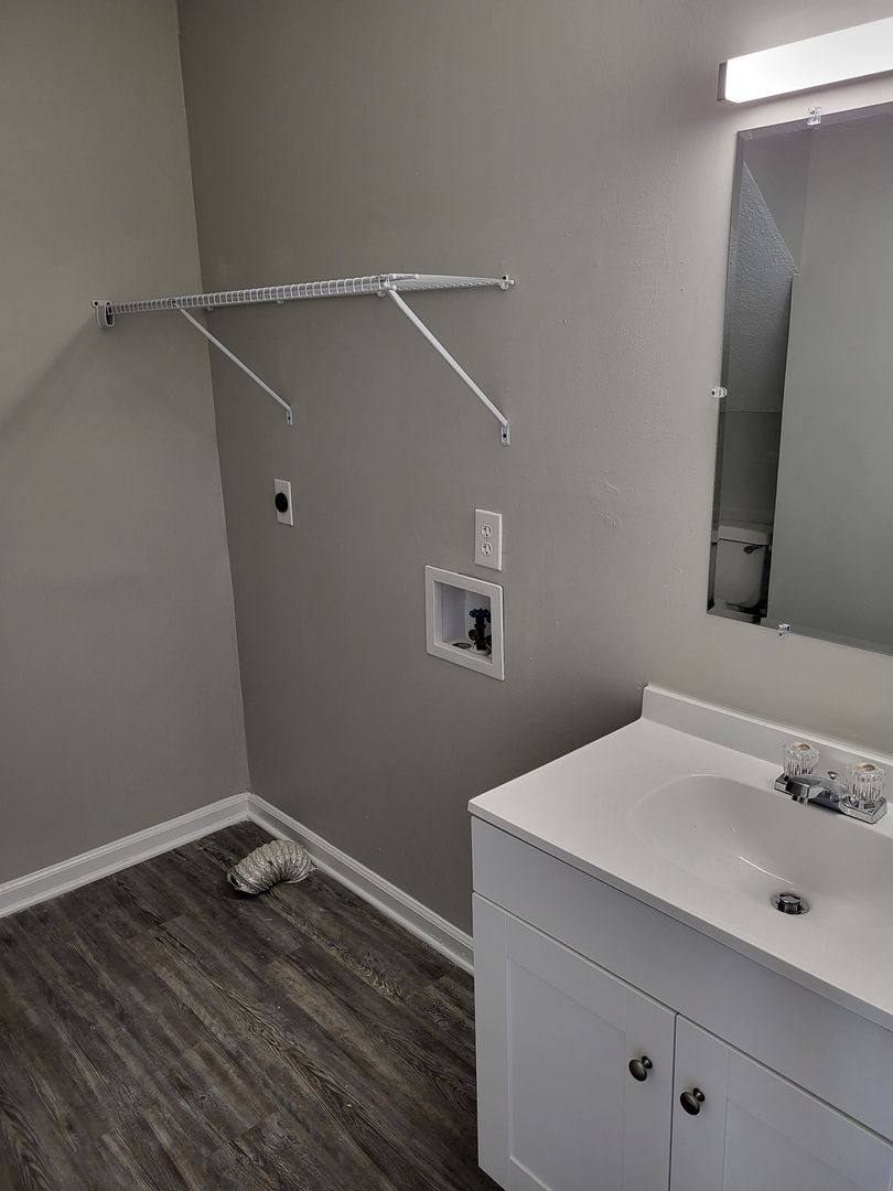 Apartment for rent at 102 Barnes Lane, Berea, KY 40403