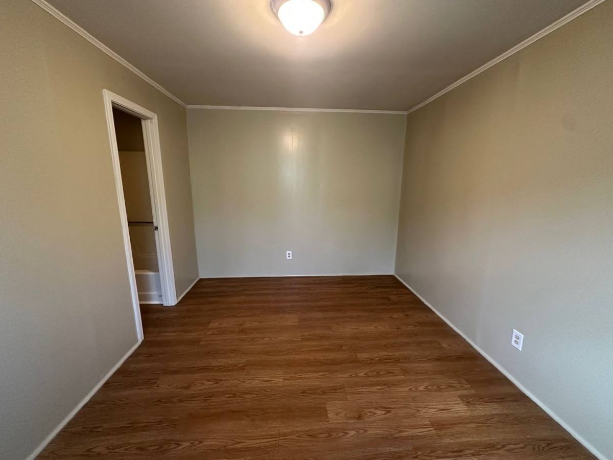Apartment for rent at 2425 1 2 Broad St, Lake Charles, LA 70601