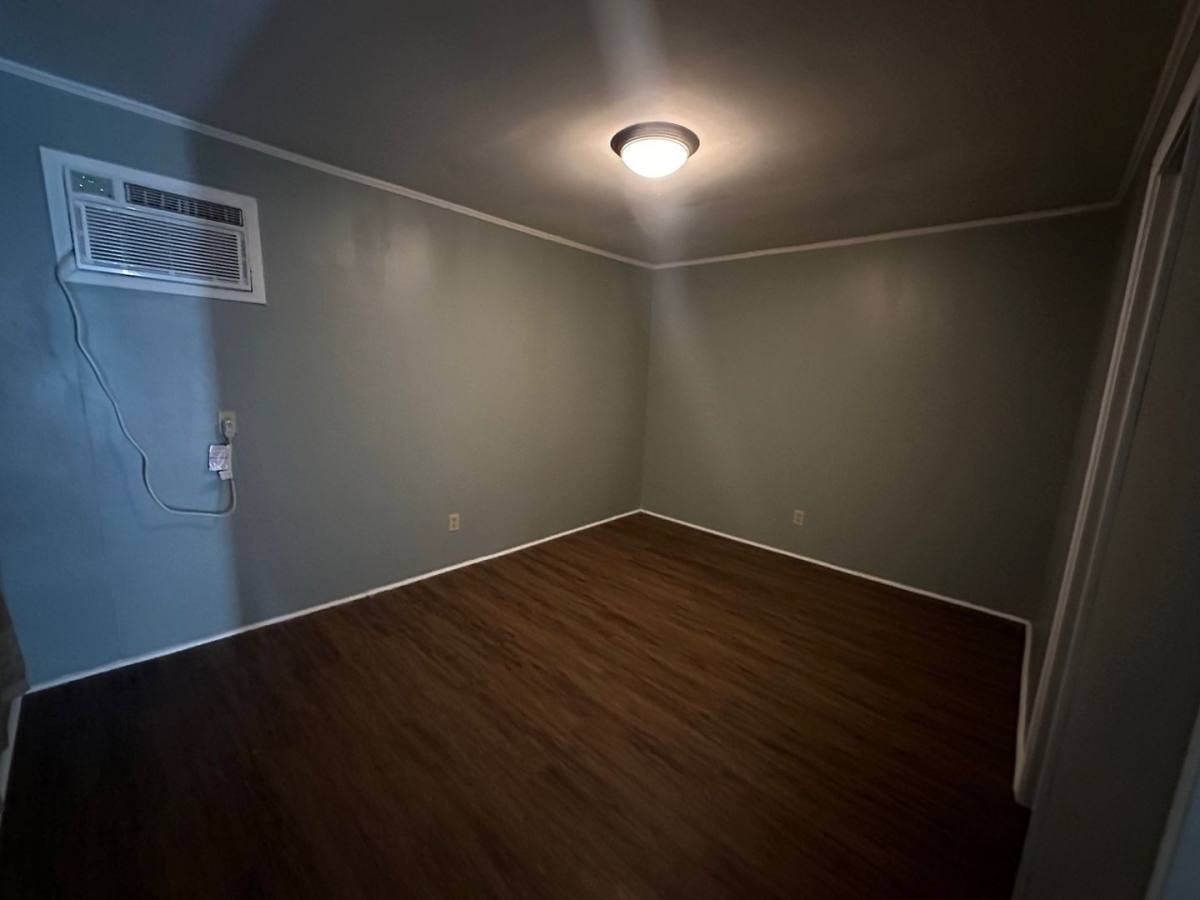 Apartment for rent at 2425 1 2 Broad St, Lake Charles, LA 70601