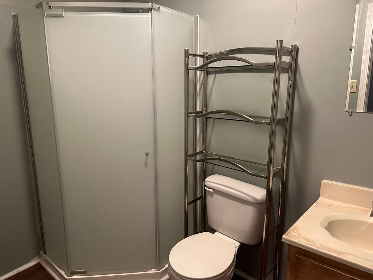 Apartment for rent at 2425 1 2 Broad St, Lake Charles, LA 70601