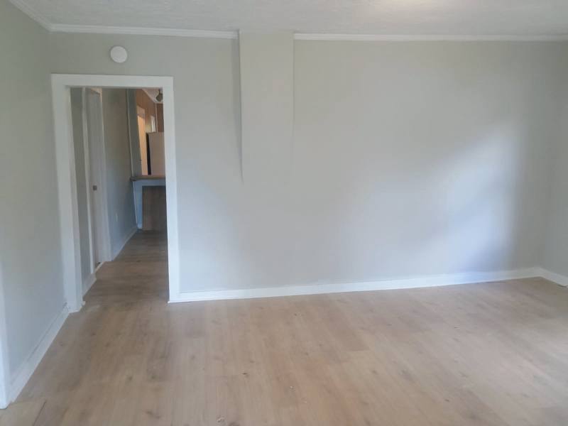 House for rent at 301 E Olive St, McLeansboro, IL 62859