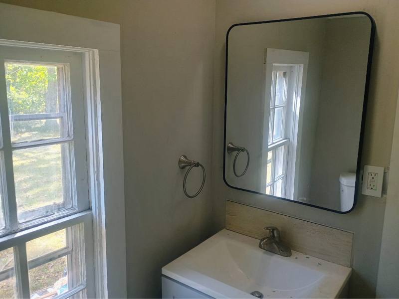 House for rent at 301 E Olive St, McLeansboro, IL 62859